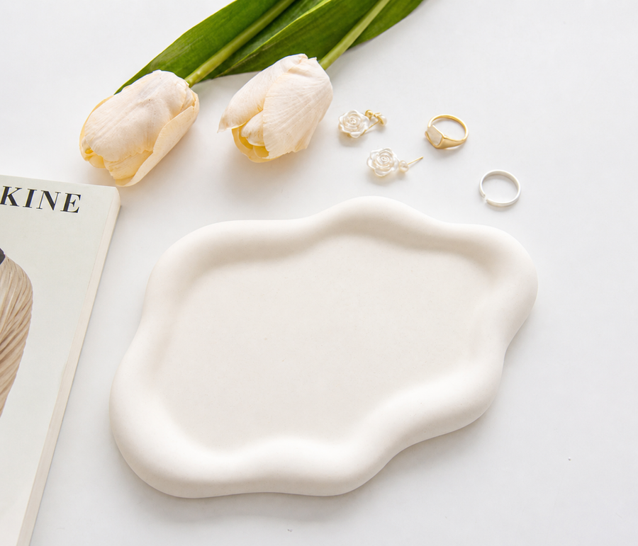 Aesthetic tray